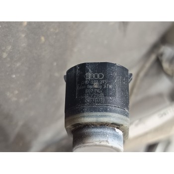 Recambio de paragolpes trasero para seat leon (1p1) reference referencia OEM IAM 1P0807421C 1P0807421F  