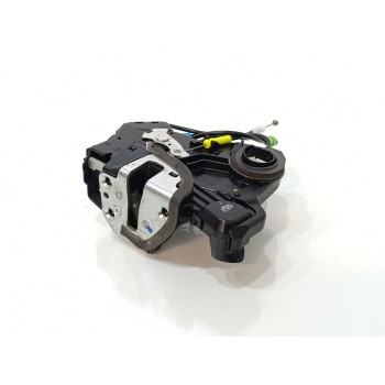 Recambio de cerradura puerta delantera derecha para toyota auris active referencia OEM IAM A084219  