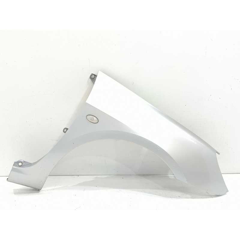Recambio de aleta delantera derecha para peugeot 307 break / sw (s1) break xr referencia OEM IAM   