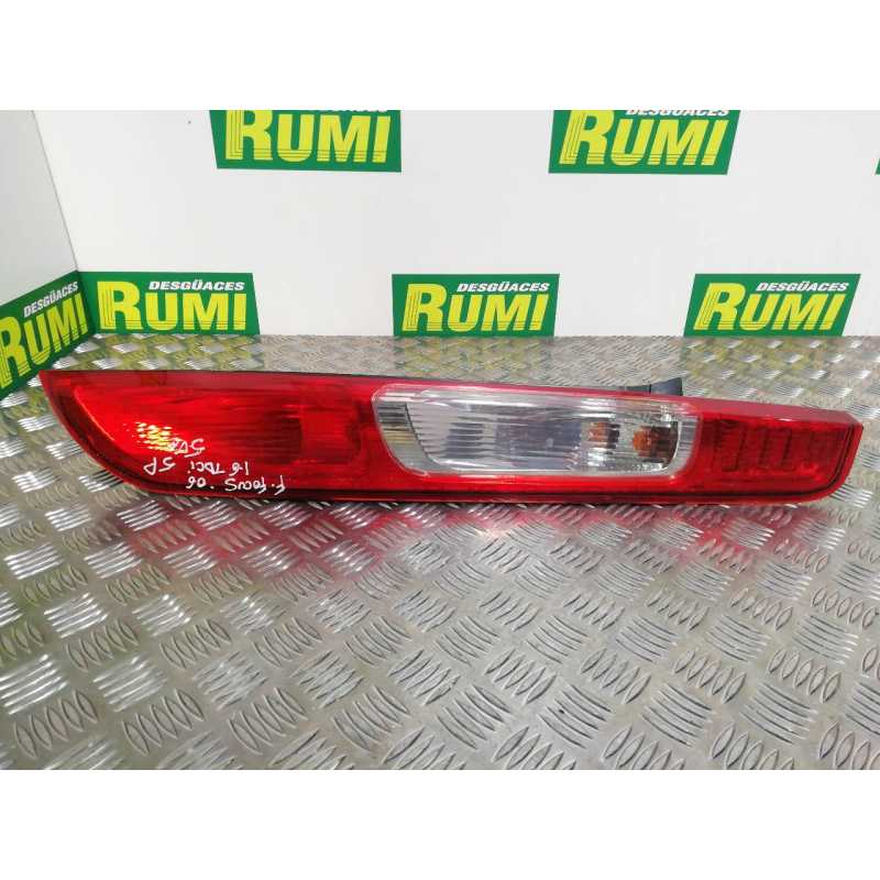 Recambio de piloto trasero derecho para ford focus berlina (cap) ambiente (d) referencia OEM IAM 4M5113404A  