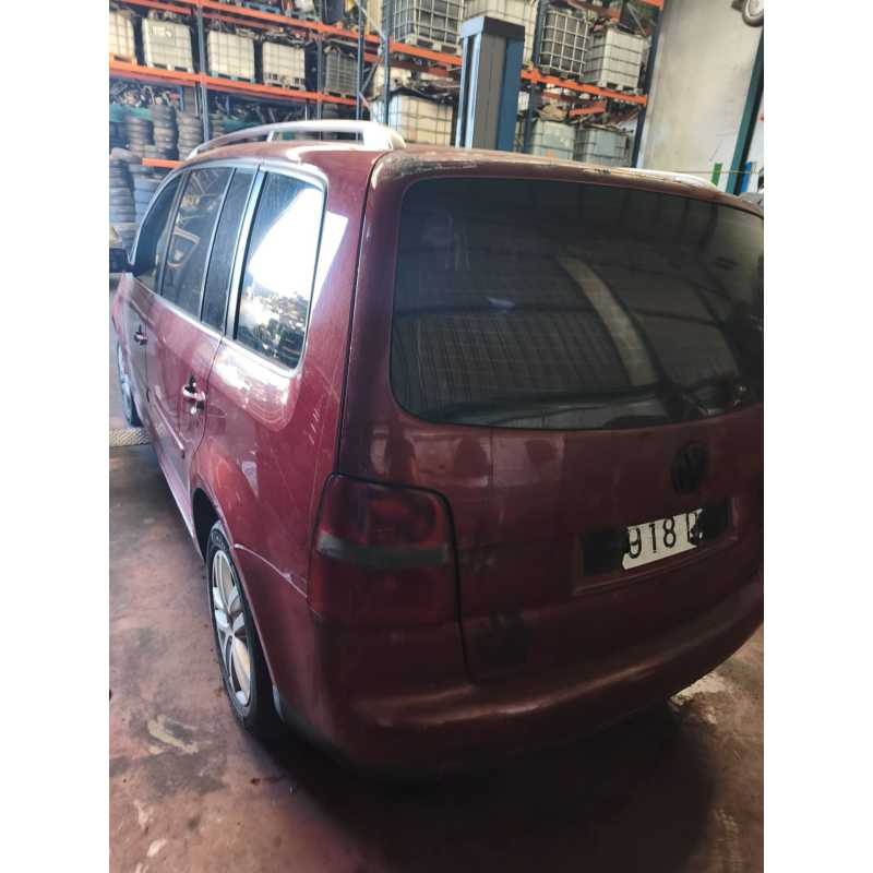 VOLKSWAGEN TOURAN (1T1, 1T2)