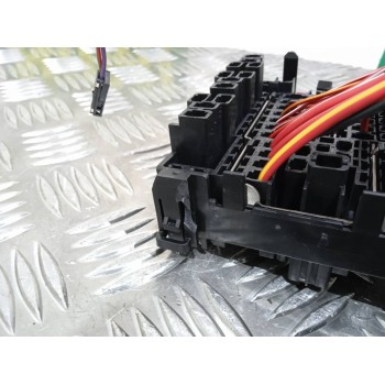 Recambio de caja reles / fusibles para volkswagen golf vii lim. (bq1) comfortline referencia OEM IAM 5Q0937615C VWPE904184 