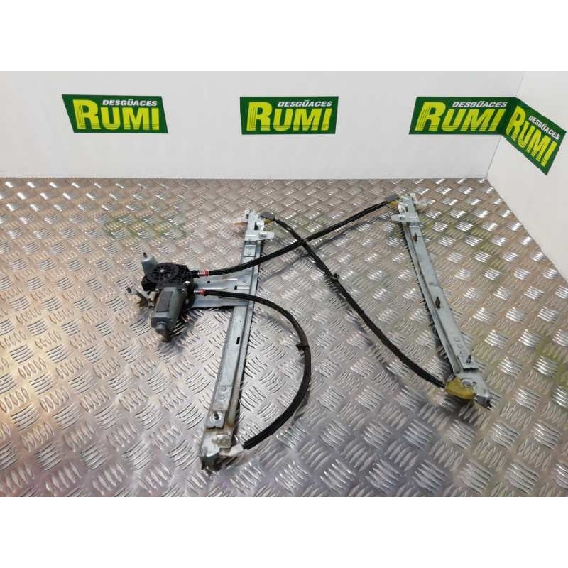 Recambio de elevalunas delantero derecho para citroën xsara picasso 1.6 hdi satisfaction plus ii referencia OEM IAM 0130821762  