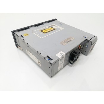 Recambio de sistema audio / radio cd para audi a4 avant (8e) 2.0 tdi referencia OEM IAM 8E0035111D  