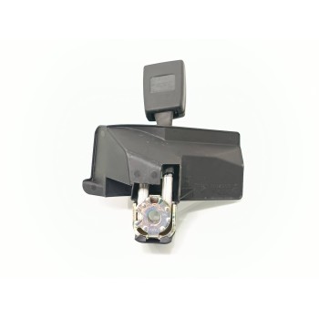 Recambio de enganche cinturon trasero izquierdo para audi a4 avant (8e) 2.0 tdi referencia OEM IAM 8E0857739D01C  