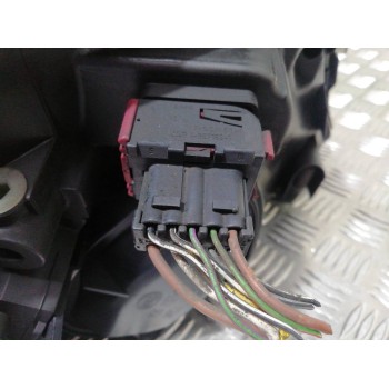 Recambio de faro izquierdo para opel vectra c berlina design referencia OEM IAM 15588700 13178462, 5LA00837931 157644 , 15619200