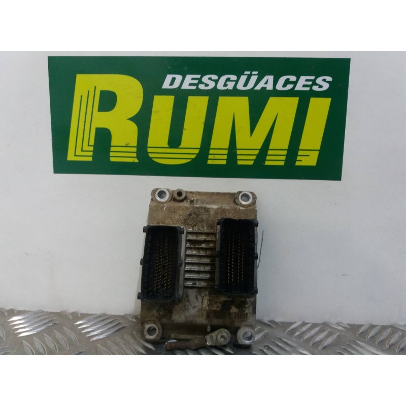 Recambio de centralita motor uce para opel corsa c cosmo referencia OEM IAM 386171 59350552 