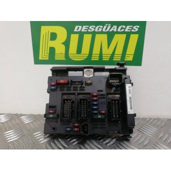 Recambio de caja reles / fusibles para peugeot 206 berlina gt referencia OEM IAM 9646405280 BSMB3 