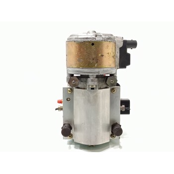 Recambio de bomba suspension para citroën c5 berlina 2.0 hdi magic referencia OEM IAM 9636713880  