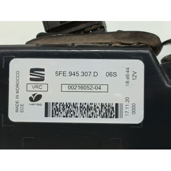 Recambio de piloto trasero central para seat leon sportstourer (kl8) style referencia OEM IAM 5FE945307D  