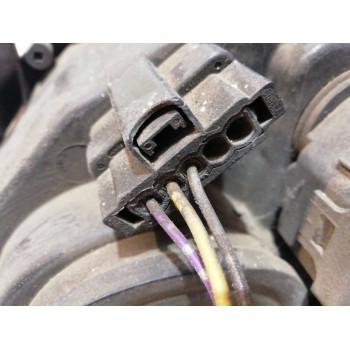 Recambio de faro derecho para nissan primera berlina (p12) acenta referencia OEM IAM 237598  