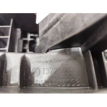 Recambio de apoyabrazos central para mercedes-benz clase gla (bm 247) gla 200 (247.787) referencia OEM IAM A2476801801  