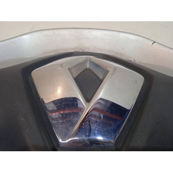 Recambio de rejilla delantera para renault kangoo referencia OEM IAM 623101381R  