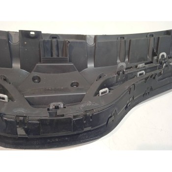 Recambio de rejilla delantera para renault kangoo referencia OEM IAM 623101381R  