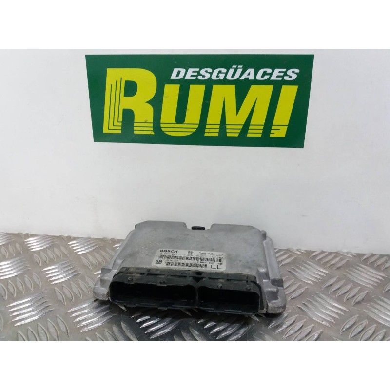 Recambio de centralita motor uce para opel astra g berlina comfort referencia OEM IAM 0281001674 90562574 