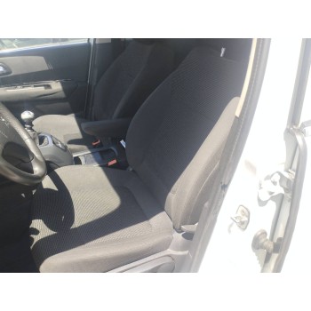 peugeot 5008 del año 2014