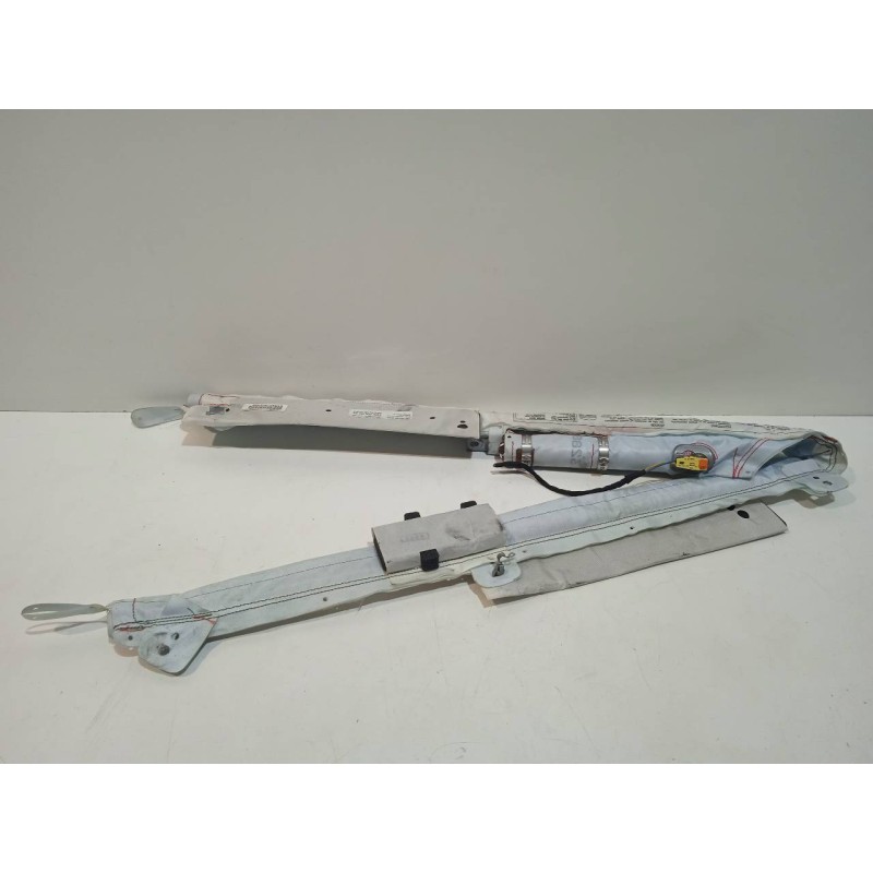 Recambio de airbag lateral izquierdo para seat leon (1p1) reference referencia OEM IAM 1P0880741B  
