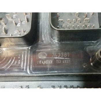 Recambio de caja reles / fusibles para opel astra h berlina cosmo referencia OEM IAM 13206745 5DK00866832 743381