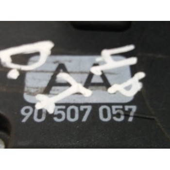 Recambio de cerradura puerta delantera izquierda para opel vectra b berlina básico referencia OEM IAM 90507057  