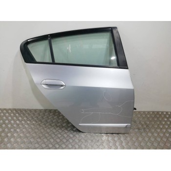 PUERTA TRASERA DERECHA 