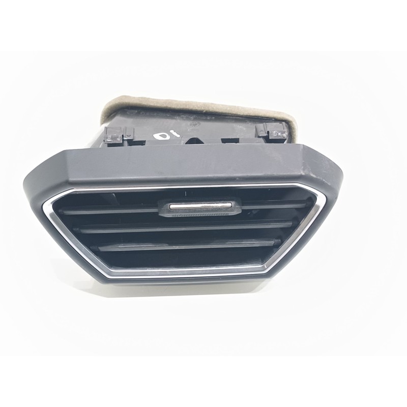 Recambio de aireador izquierdo para seat leon sportstourer (kl8) style referencia OEM IAM 5FB820901  