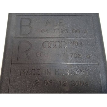 Recambio de cinturon seguridad delantero derecho para audi a4 berlina (8e) 2.0 tdi referencia OEM IAM 8E0857706J  