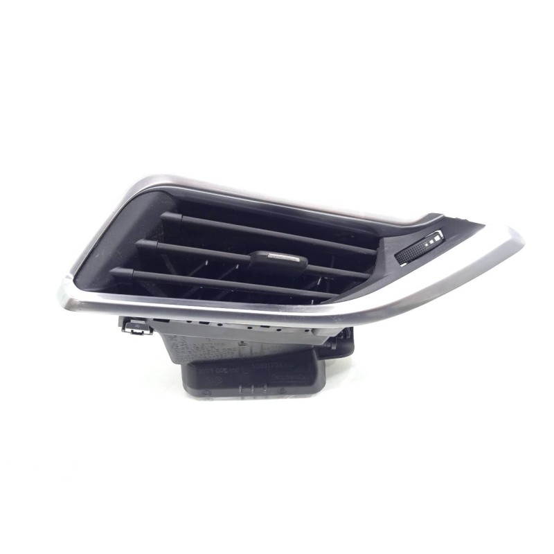 Recambio de rejilla aireadora para peugeot 2008 (--.2013) gt line referencia OEM IAM 9673131677  