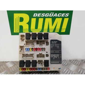 Recambio de caja reles / fusibles para nissan note (e11e) acenta referencia OEM IAM 284B7AX62A  