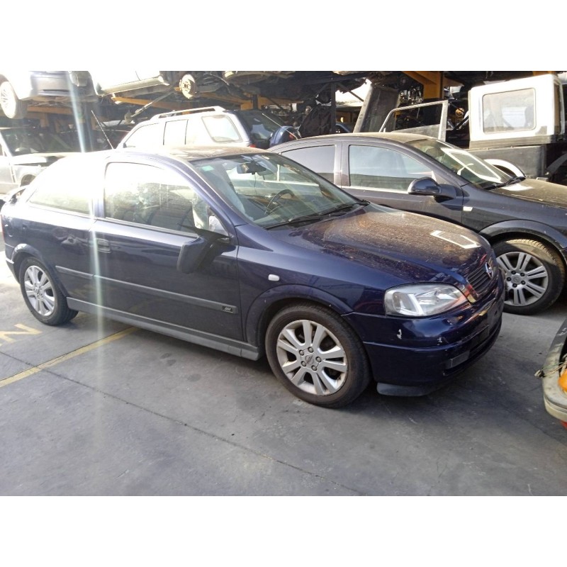 opel astra g berlina del año 2001