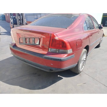 volvo s60 berlina del año 2002