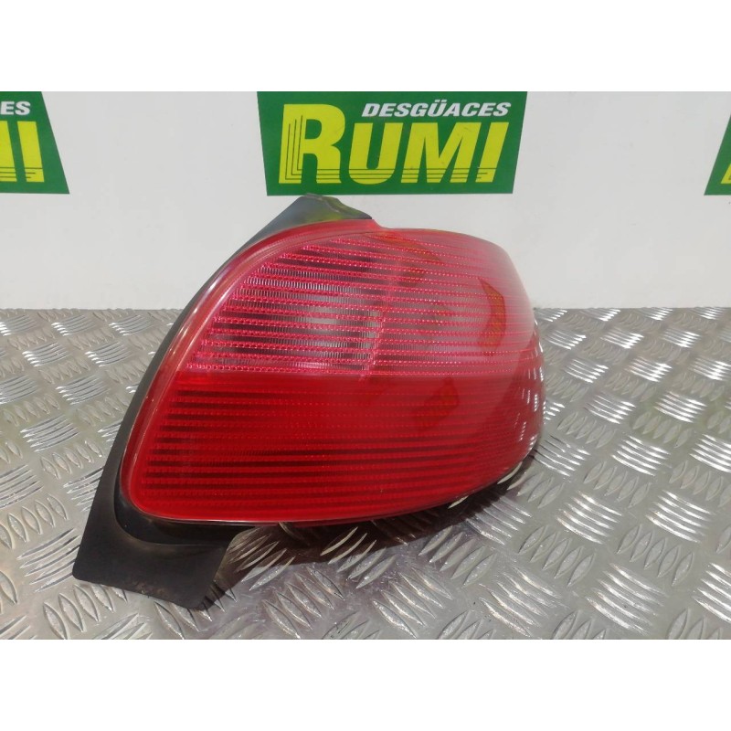 Recambio de piloto trasero derecho para peugeot 206 4-trg. xr referencia OEM IAM 2531D  