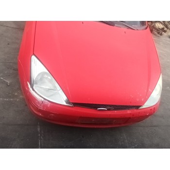 ford focus berlina (cak) del año 2001