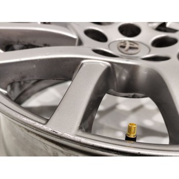 Recambio de llanta para toyota verso life referencia OEM IAM HL44471  