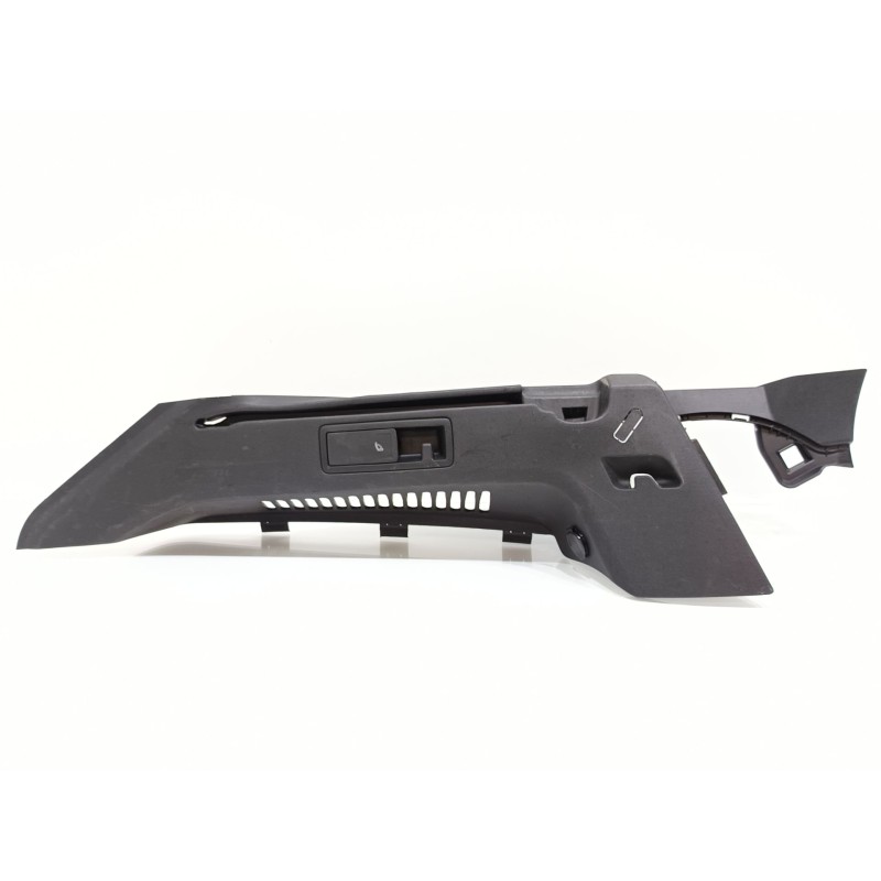 Recambio de soporte bandeja trasera izquierda para seat leon sportstourer (kl8) style referencia OEM IAM 5FE867761A  