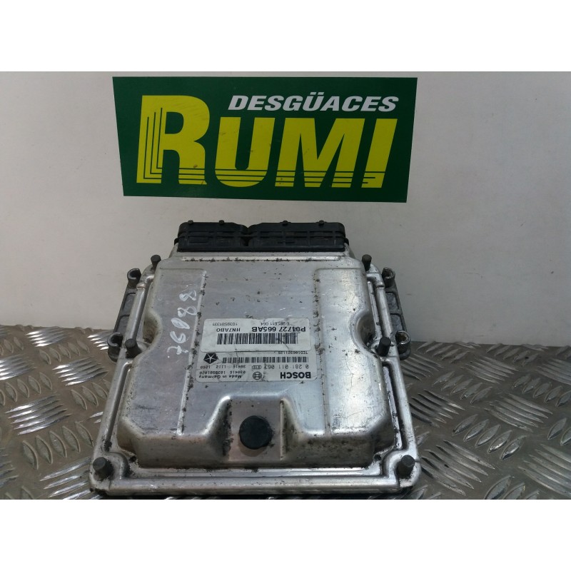Recambio de centralita motor uce para chrysler voyager (rg) 2.5 crd lx referencia OEM IAM 0281011063 P04727665AB 