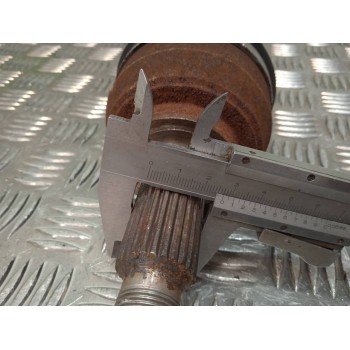 Recambio de transmision delantera derecha para renault scenic ii confort expression referencia OEM IAM 8200436366 EBJ95BT 