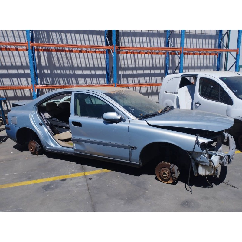 volvo s60 berlina del año 2001
