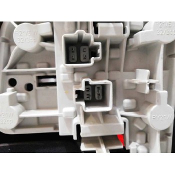 Recambio de piloto trasero izquierdo para volvo s40 berlina 1.6 kinetic referencia OEM IAM 30698912  