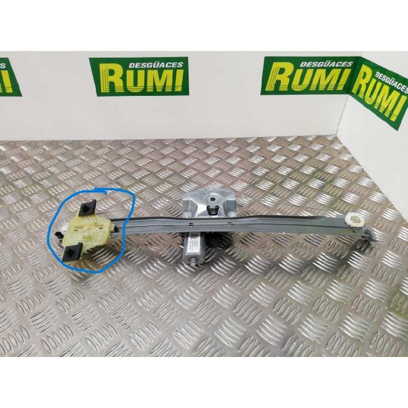 Recambio de elevalunas delantero derecho para renault captur dynamique referencia OEM IAM 128001471B 8072007713R 