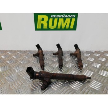 Recambio de juego inyectores para renault megane ii berlina 5p confort dynamique referencia OEM IAM 8200380253 H8200294788 