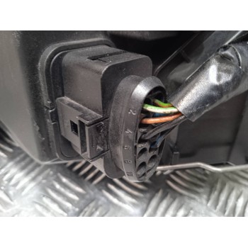 Recambio de faro derecho para ford focus berlina (cak) ambiente referencia OEM IAM 2M5113W029BE 2M5113W029 0374D