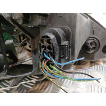 Recambio de faro izquierdo para ford focus berlina (cak) ghia referencia OEM IAM 2M5113W030BD  