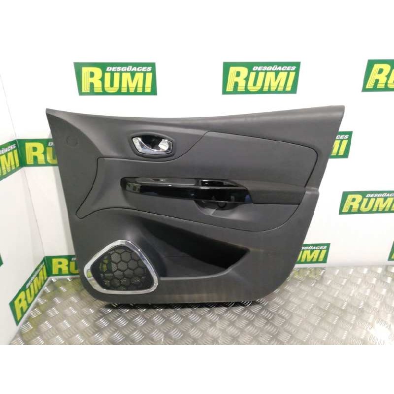 Recambio de guarnecido puerta delantera derecha para renault captur dynamique referencia OEM IAM 809000571R  