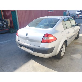 renault megane ii classic berlina del año 2005