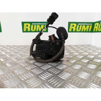 Recambio de cerradura puerta delantera derecha para renault captur dynamique referencia OEM IAM 805022764R  