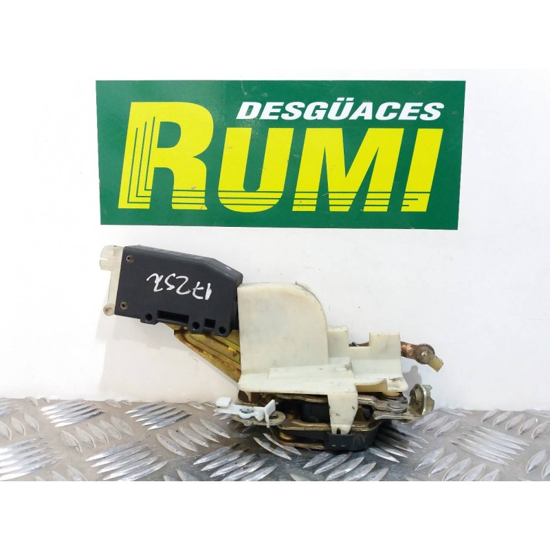 Recambio de cerradura puerta delantera izquierda para opel tigra 1.6 16v referencia OEM IAM 90449072 1101215 90452381