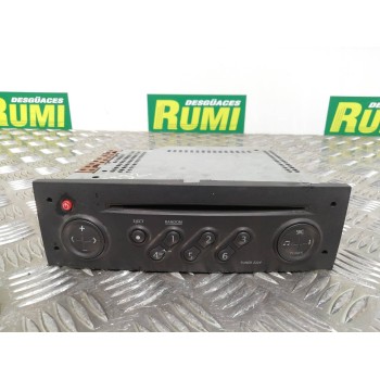 Recambio de sistema audio / radio cd para renault scenic ii confort authentique referencia OEM IAM 8200300858  