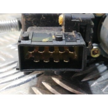 Recambio de elevalunas delantero izquierdo para peugeot 406 berlina (s1/s2) svdt referencia OEM IAM 0130821674 194543103 9618911