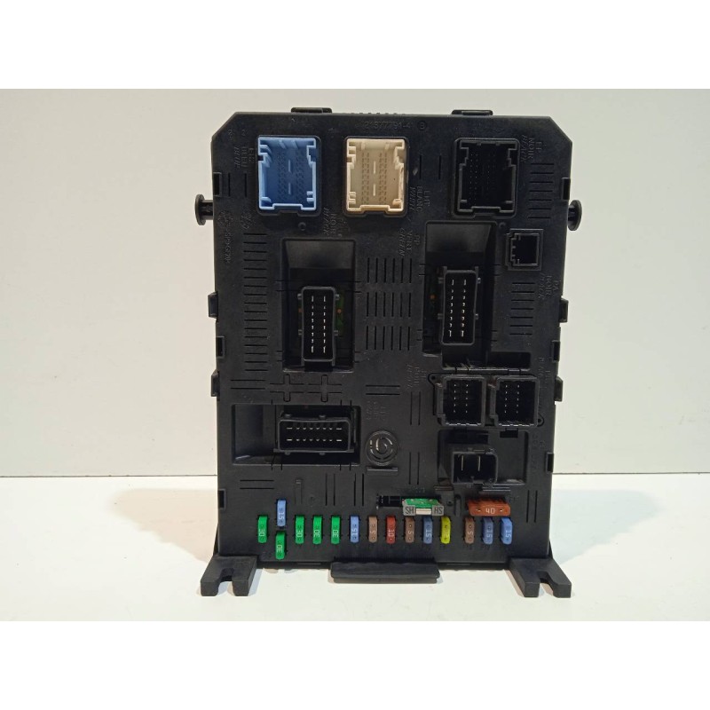 Recambio de caja reles / fusibles para citroën c4 berlina sx referencia OEM IAM 9660105980  