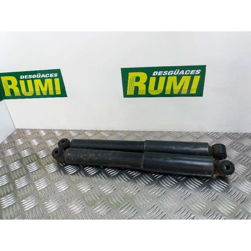 Recambio de juego amortiguadores trasero para chrysler voyager (gs) 2.5 td family referencia OEM IAM   